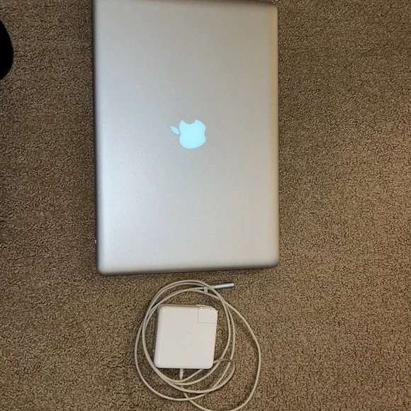 16inch Macbook Pro laptop with charger